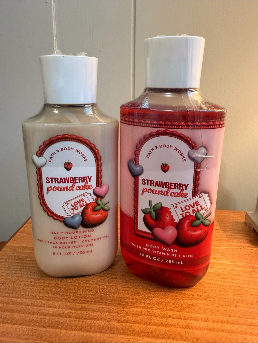 Bath & Body Works Strawberry Pound Cake Body Wash & Lotion - White/Red/Pink